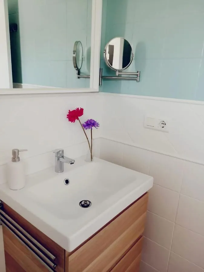 Precioso Apartamento Recien Reformado En Nerja Apartmán